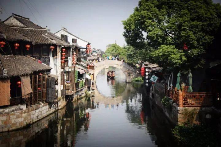 女人经期的3个“提示”，可能是“乳腺病变”的信号，还好早知道